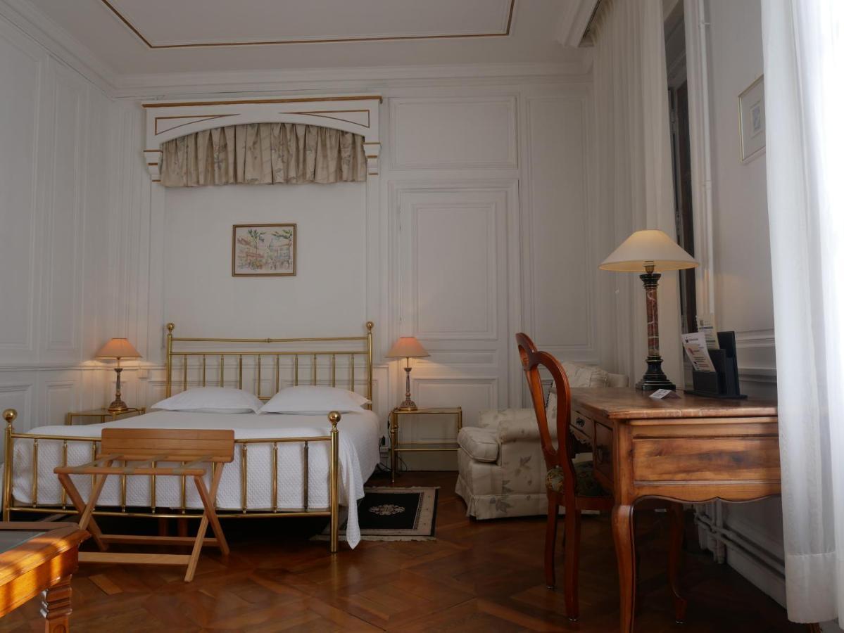 Hotel Du Parc - Manoir Du Baron Blanc Faverges Ngoại thất bức ảnh